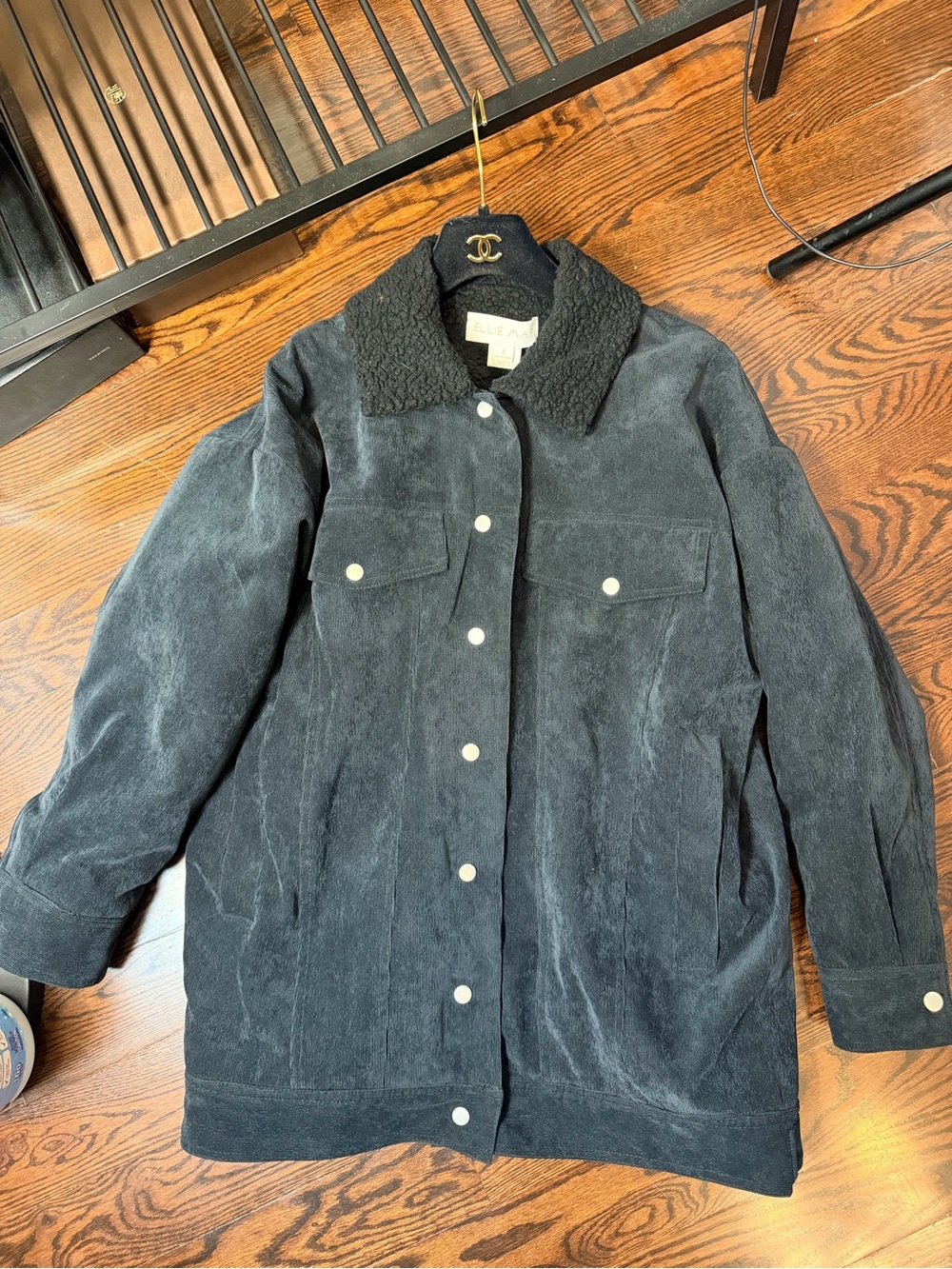 Ellie Mae Unsex Suede Winter Gray Jacket with Sherpa Collar S